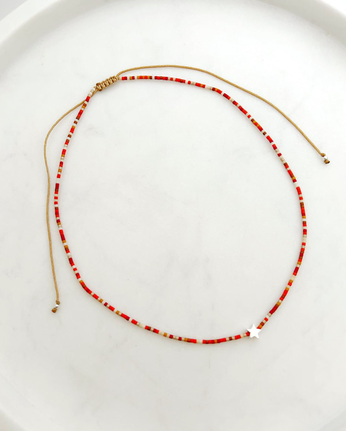 Choker Hilo Ajustable de Mostacillas Miyuki + Estrella de Plata 925.